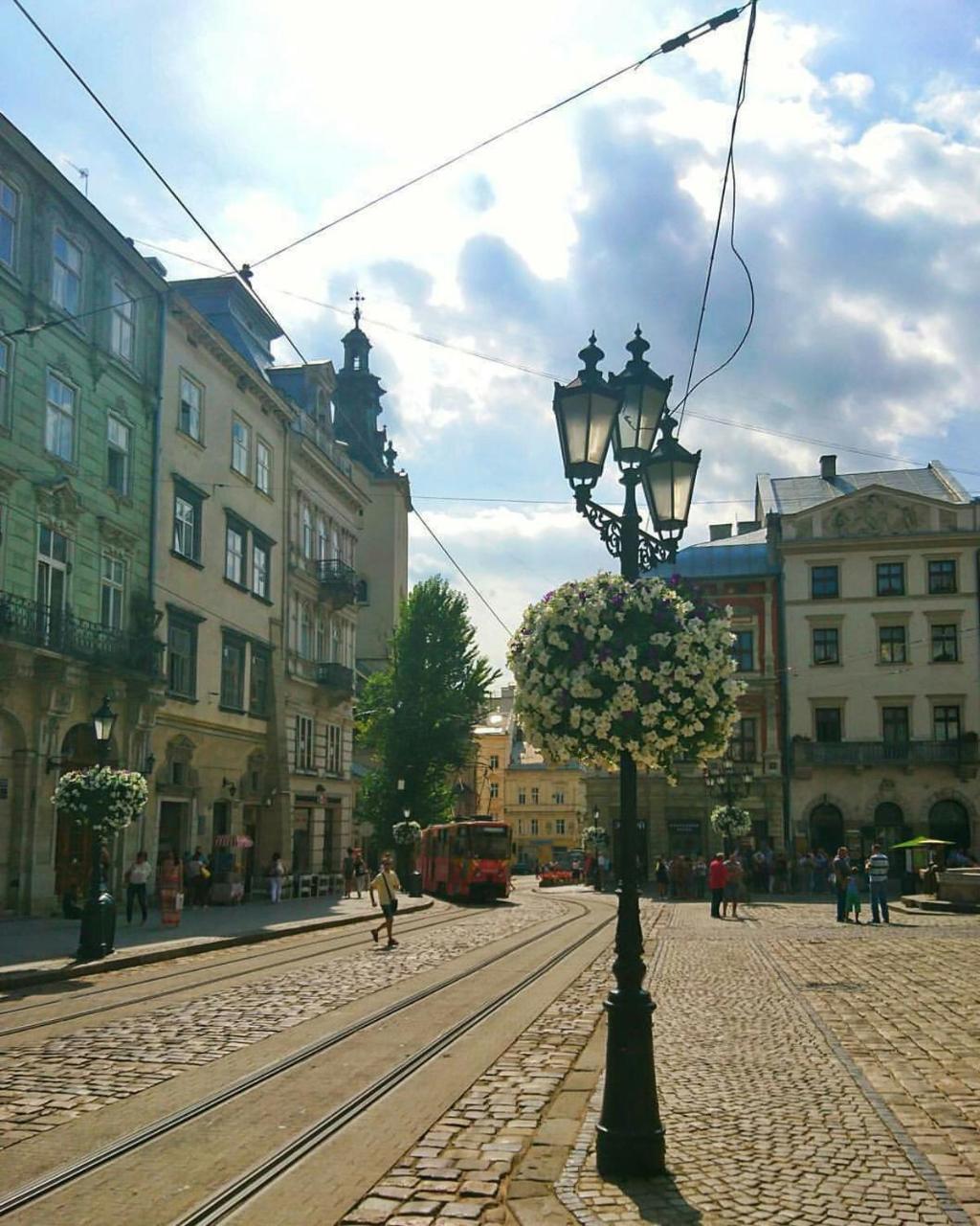 Edem Apartments In Lviv Exterior photo